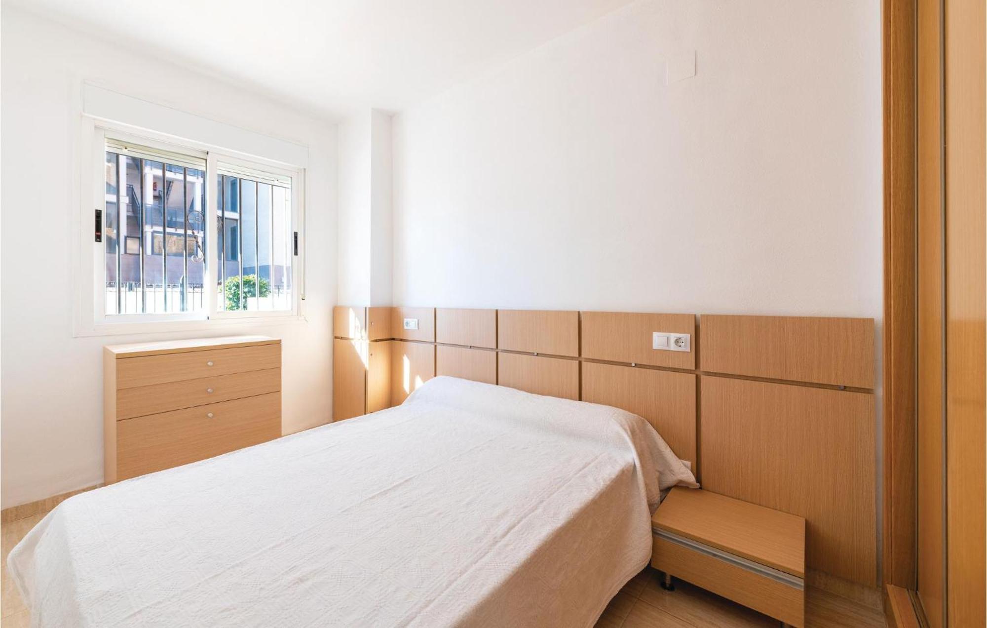 Amazing Apartment In Oropesa Del Mar With Kitchen Eksteriør bilde