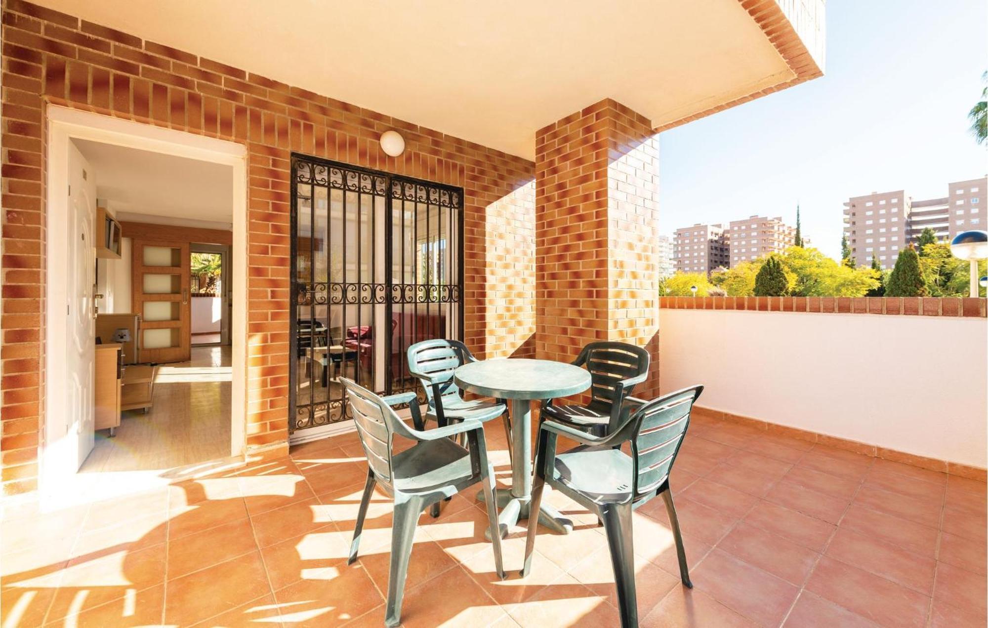 Amazing Apartment In Oropesa Del Mar With Kitchen Eksteriør bilde