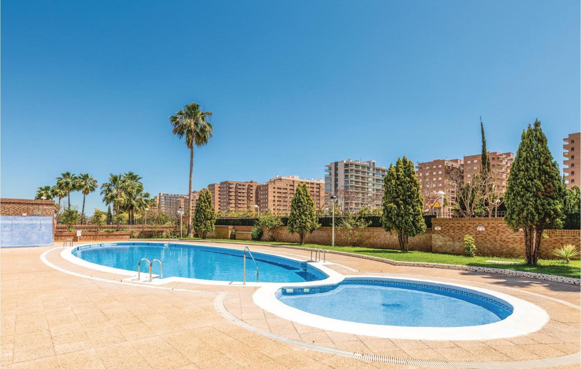 Amazing Apartment In Oropesa Del Mar With Kitchen Eksteriør bilde