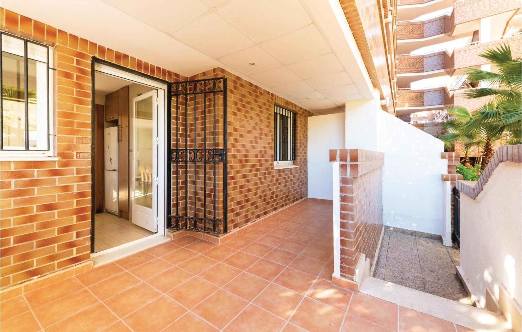 Amazing Apartment In Oropesa Del Mar With Kitchen Eksteriør bilde